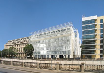 Perspectivă de pe bd. Iancu de Hunedoara Guvernul României - Palatul Victoria