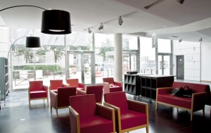 Mediatecă la Levallois-Perret - Parter